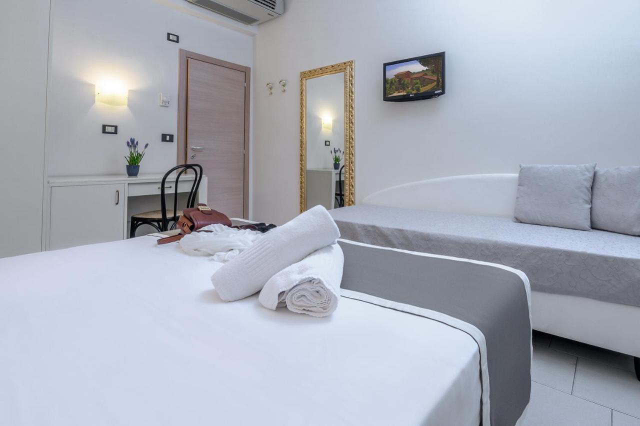 Atlas Hotel Riccione Exterior foto