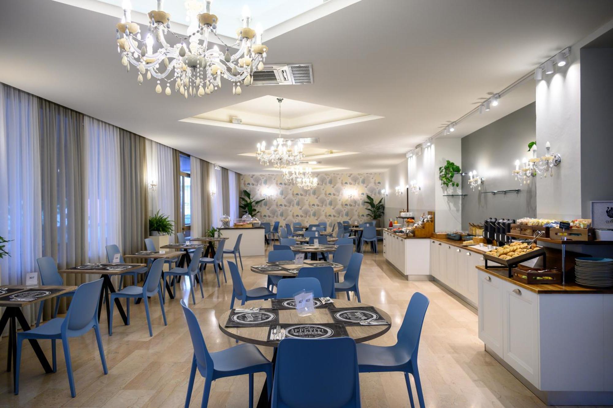 Atlas Hotel Riccione Exterior foto
